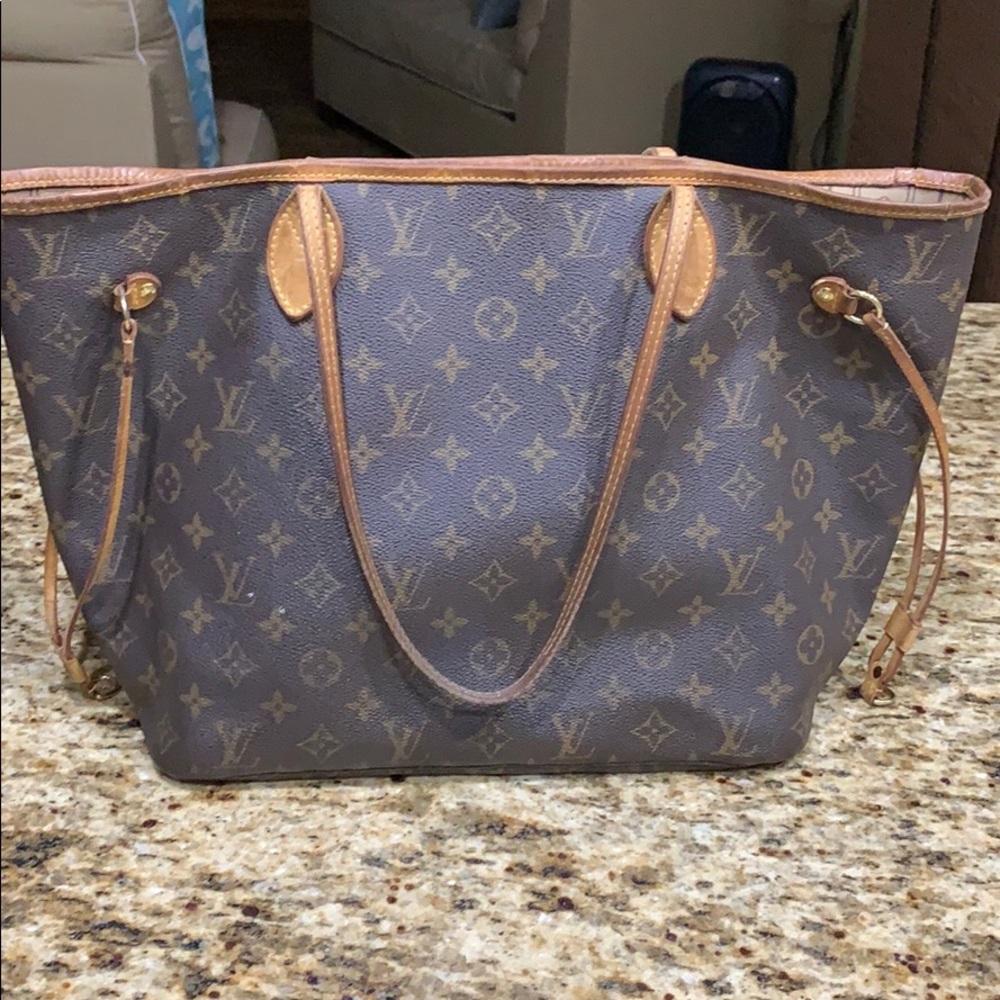 LOUIS VUITTON NEVERFULL MM